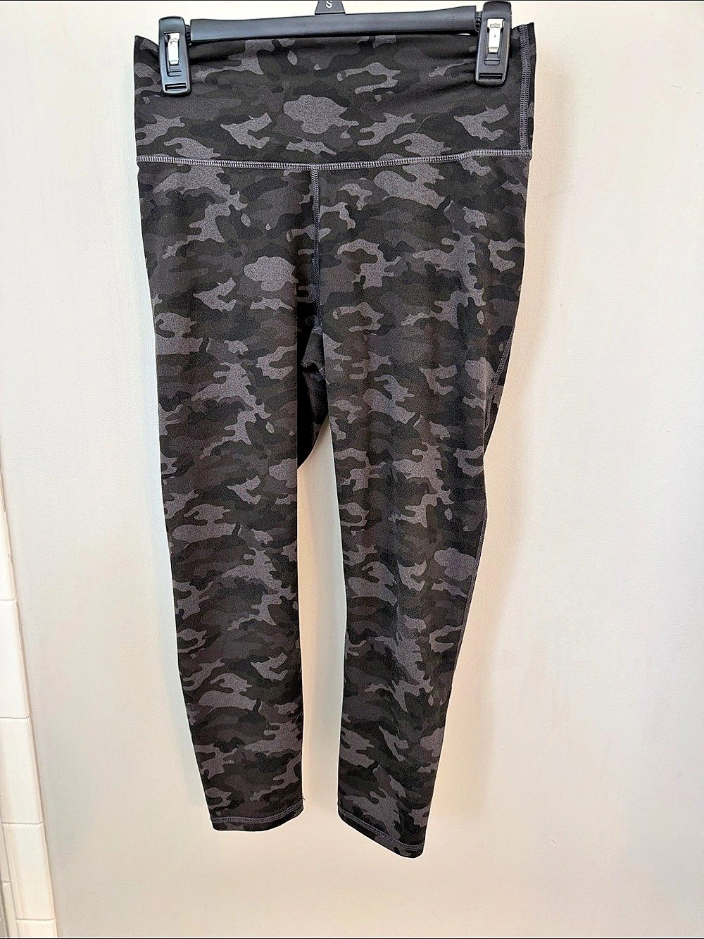 Fabletics PowerHold High-Waisted Legging Camo Leggings Black & Gray Small